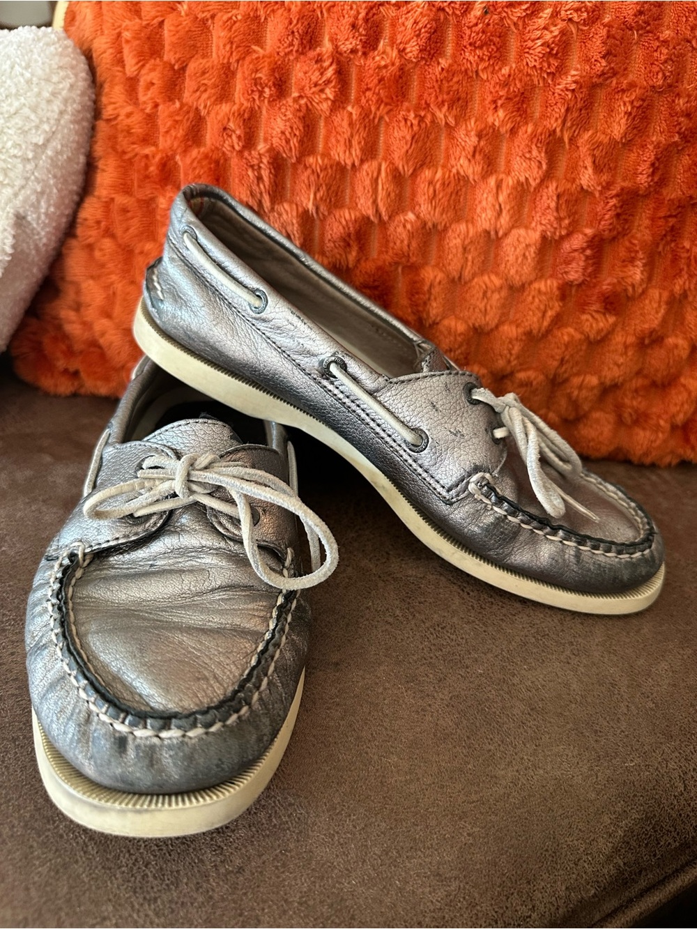 Sperry Metallic Silver Leather Boat Shoes with Lace Tie
